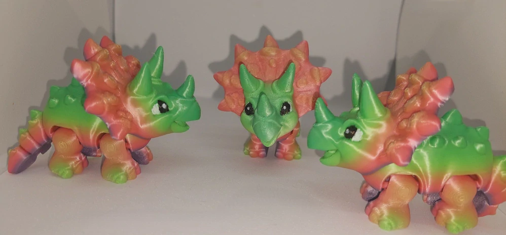 Triceratops Duhový